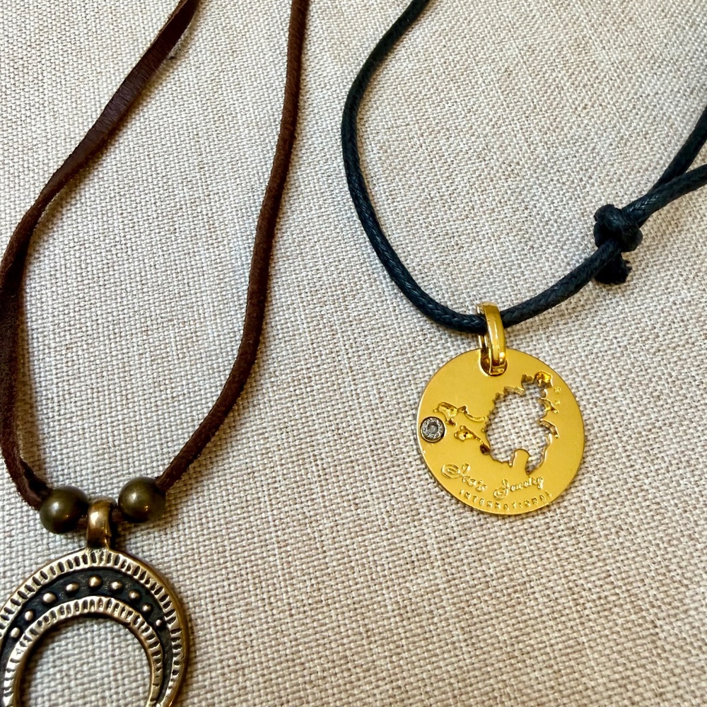 Bundle of 5 Vintage Corded Necklaces - Picture 2 of 11